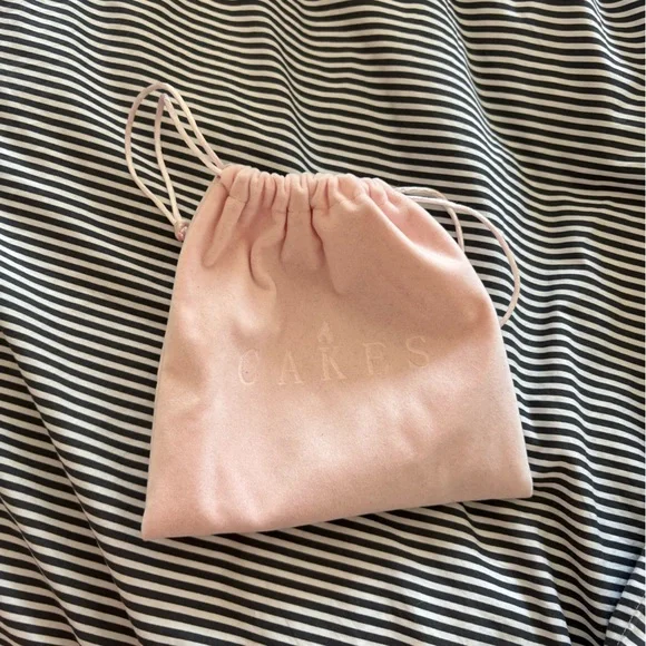 Grippy CAKES (+) - Picture 2 of 3